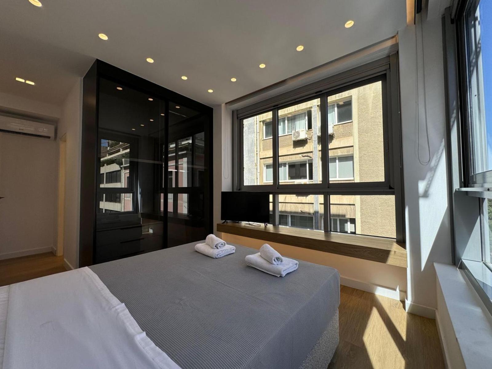 Portstay - Complex N71 Piraeus Exterior photo